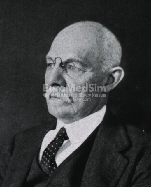 William Steward Halsted, American surgeon. Photo of 1922 made by John H. Stocksdale. Fragment of the image from the History of Medicine (IHM) Digital Collection