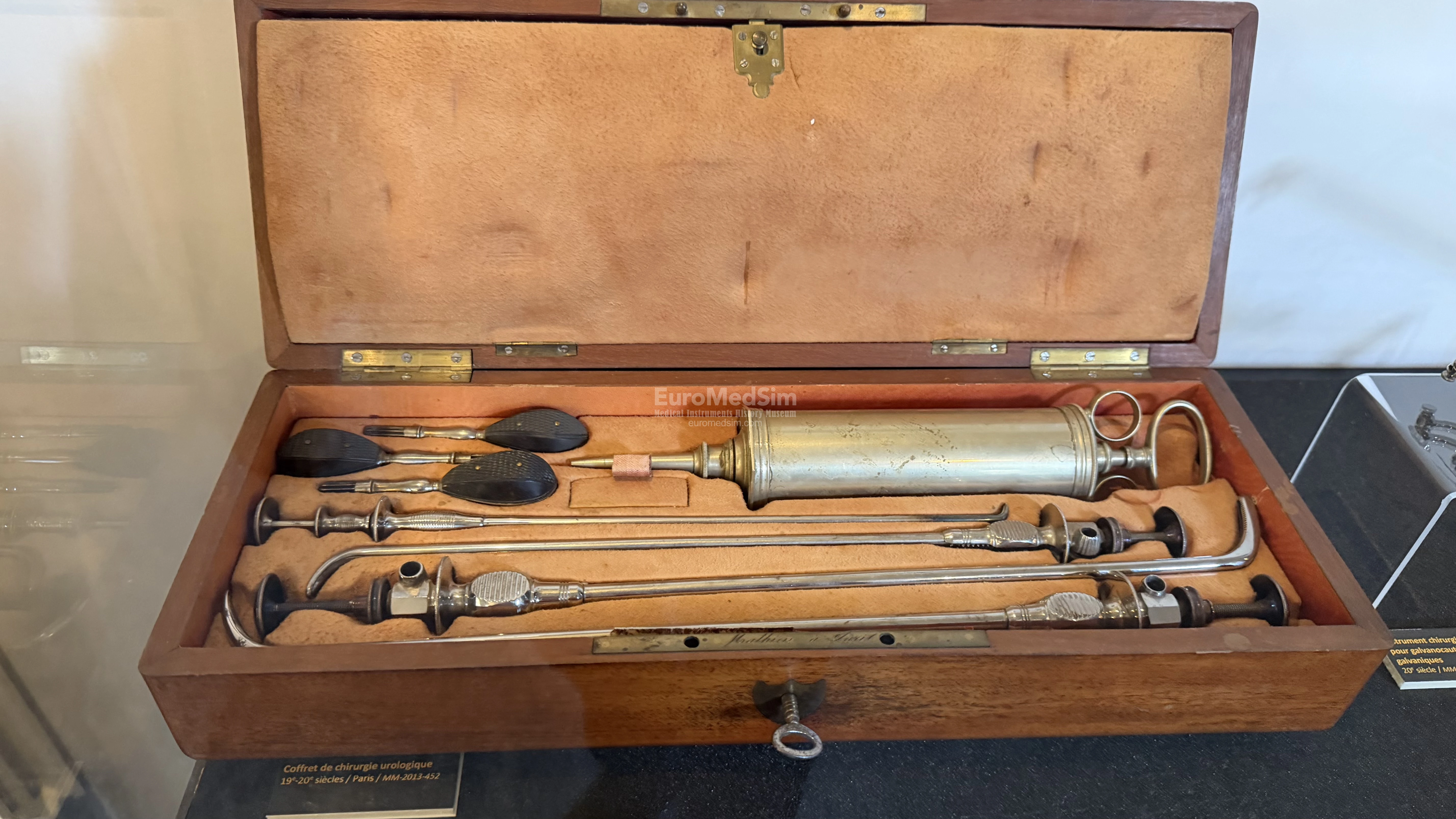 A set of urology instruments in a wooden case. The Museum of Medicine, Campus Erasme of the Free University of Brussels